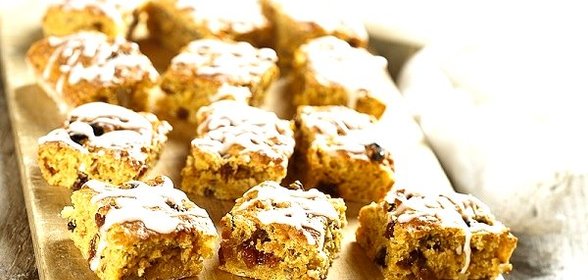 Постная коврижка с орехами