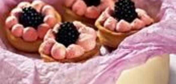 Корзиночки с малиновым муссом