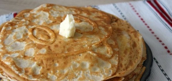 Тонкие блины на кислом молоке
