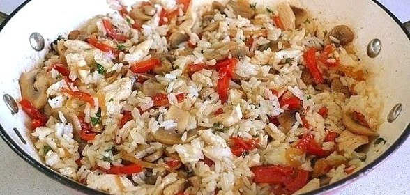 Рис жасминовый с овощами и курицей