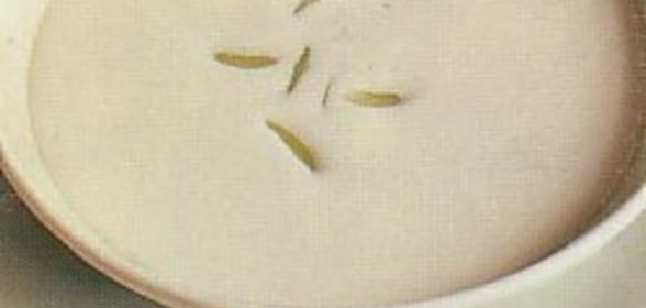 Испанский миндальный суп с виноградом