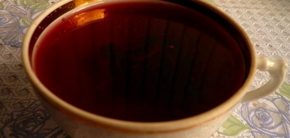 Компот из черноплодной рябины с яблоком и мятой