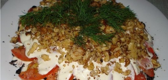 Салат Нежность с черносливом