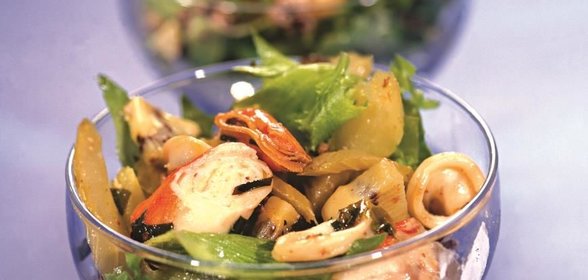 Салат из морепродуктов