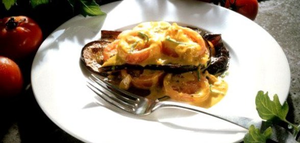 Баклажаны жареные, с луком