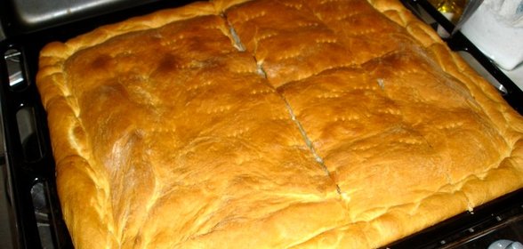 Дрожжевой пирог на кефире