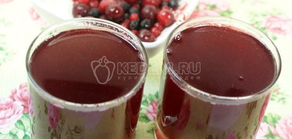 Компот из ягод