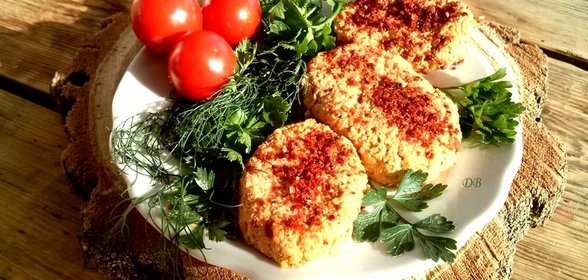 Сыроедческие котлеты