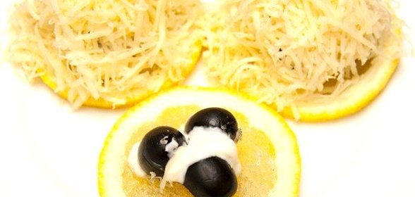 Лимонные ломтики с сыром