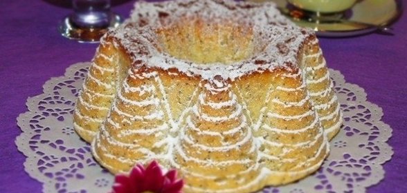 Кекс с маково-лимонной начинкой