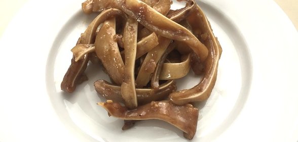 Закуска из свиных ушей в мультиварке