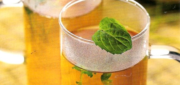 Квас из виноградных листьев