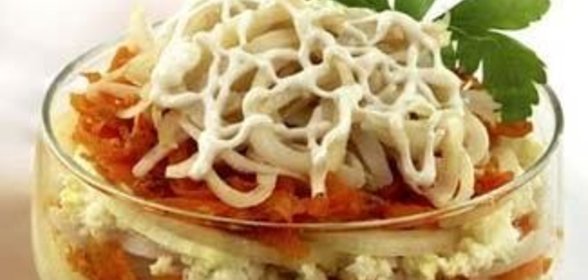Салат-коктейль из кальмаров Золотистый