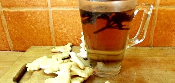 Черный чай с базиликом