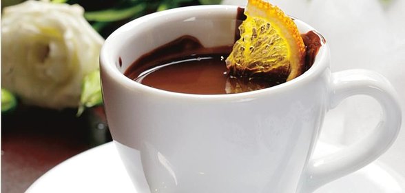 Горячий шоколад с корицей