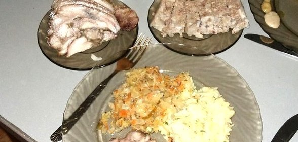 Рулет из свиной головы