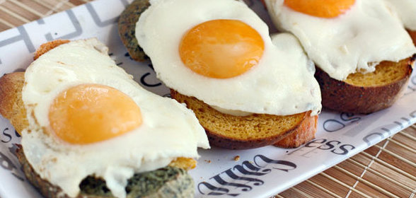 Тосты с яйцом