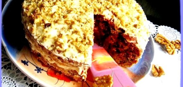 Торт из свеклы с грецкими орехами