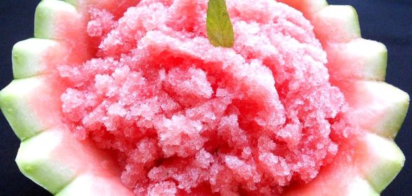 Сорбе из арбуза с жасминовым чаем