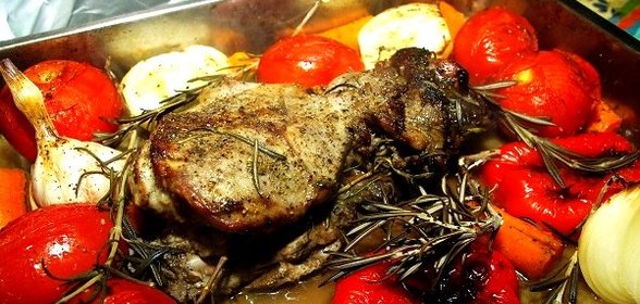 Жаркое из баранины в духовке