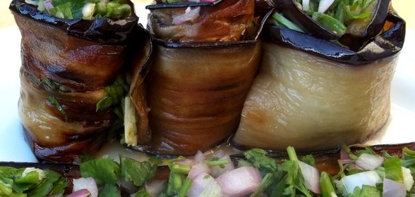 Баклажаны с зеленью