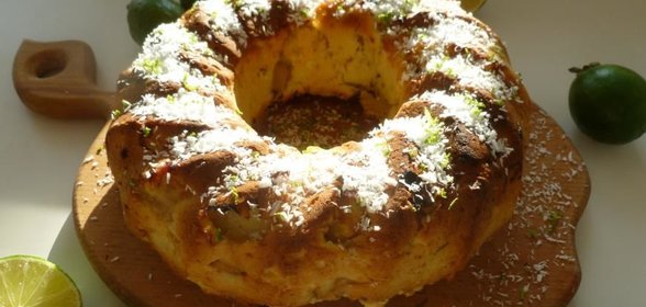 Кокосовый кекс с фейхоа