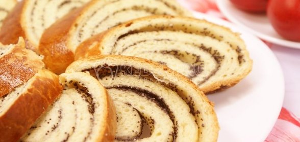 Маковый рулет