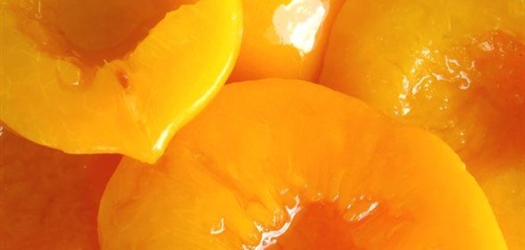 Компот из свежих персиков