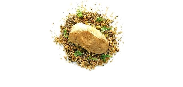 Картофель с кремом и землей из подосиновиков