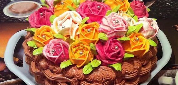 Торт Корзина с цветами