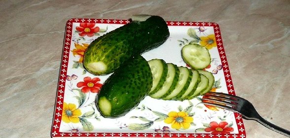 Малосольные огурчики в пакете