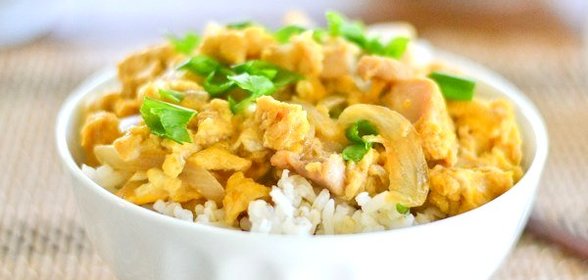 Вок с курицей и рисом