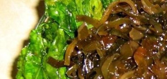 Салат из морской капусты с вином