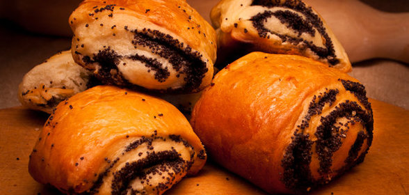 Булочки с маком