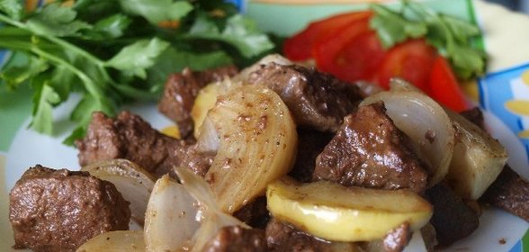 Печень с яблоками