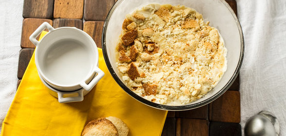 Бананы с творожным кремом