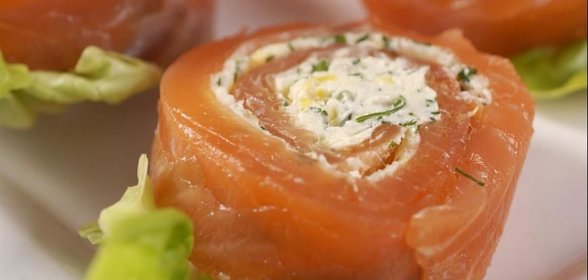 Норвежские рулетики из лосося