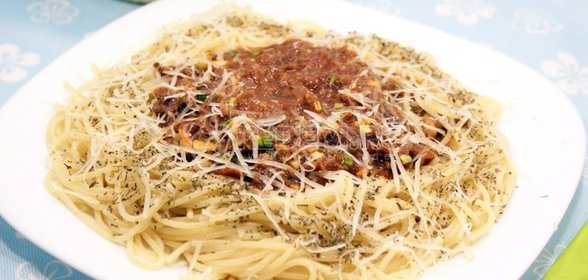 Салат из картофеля с морской капустой и рыбой