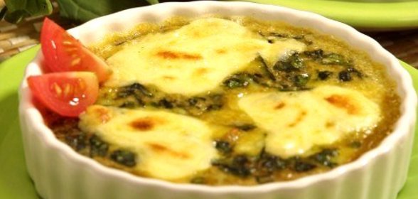 Запеканка из шпината и лапши