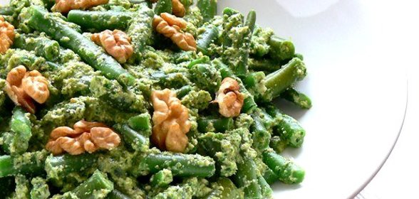 Пхали из зеленой фасоли с орехами