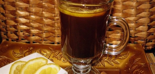 Кофе с медом, корицей и лимоном
