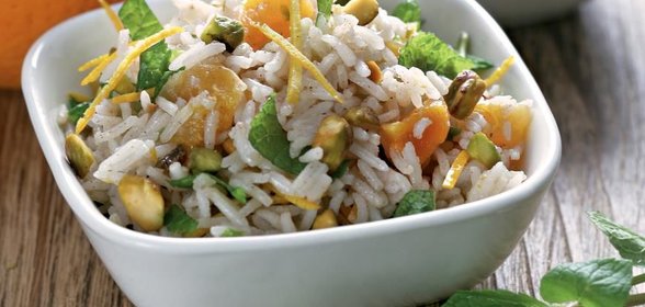 Рисовый салат с фисташками и мятой