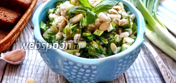 Салат из перловой крупы и огурцов