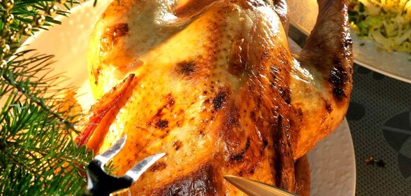 Индейка с яблоками и сладким шукрутом из савойской капусты