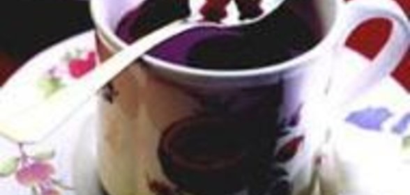 Горячий клюквенный чай