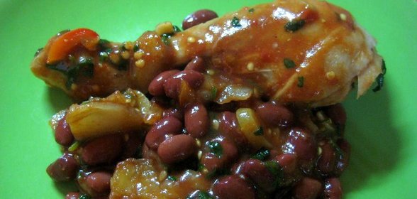 Курица с фасолью