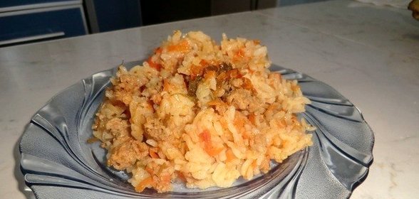 Плов с фаршем в мультиварке