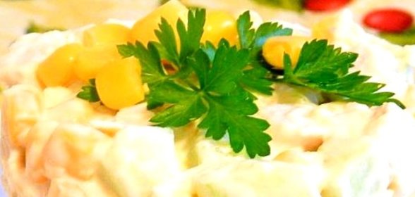 Быстрый салат с куриной грудкой