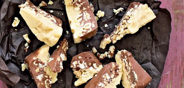 Молочный коктейль с бананом и фундуком