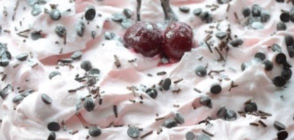 Шоколадный торт «Зимняя вишня»